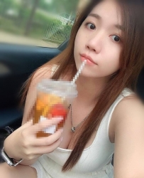 #高雄 文文 165 C  23歲有很棒的視覺享受 洗澡 後是從特別的...