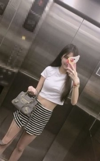 艾可 166cm C奶 22歲    高雄    #大學生兼職  清純又青春 健談...