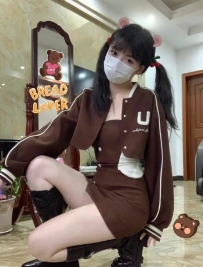 小小 157  B奶 19歲  #北部   簡介：笑容甜美 女朋友感覺！