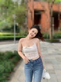 高挑大奶妹 有肉不油 #微胖界您是身材很性感  #台中  陳雨...